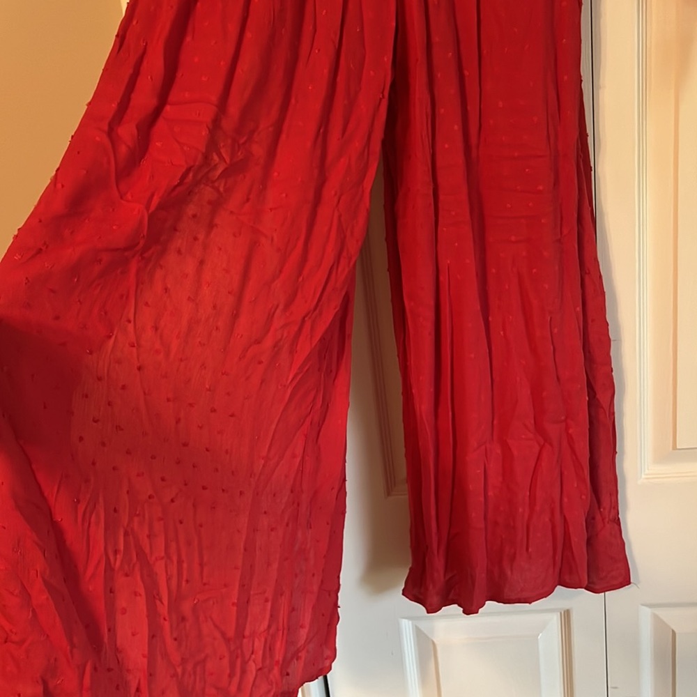 Red Womens top and pant set. - Picture 4 of 5